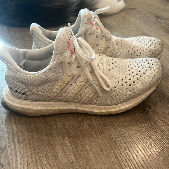*SOLD* Adidas Ultraboost - Picture 2 of 6